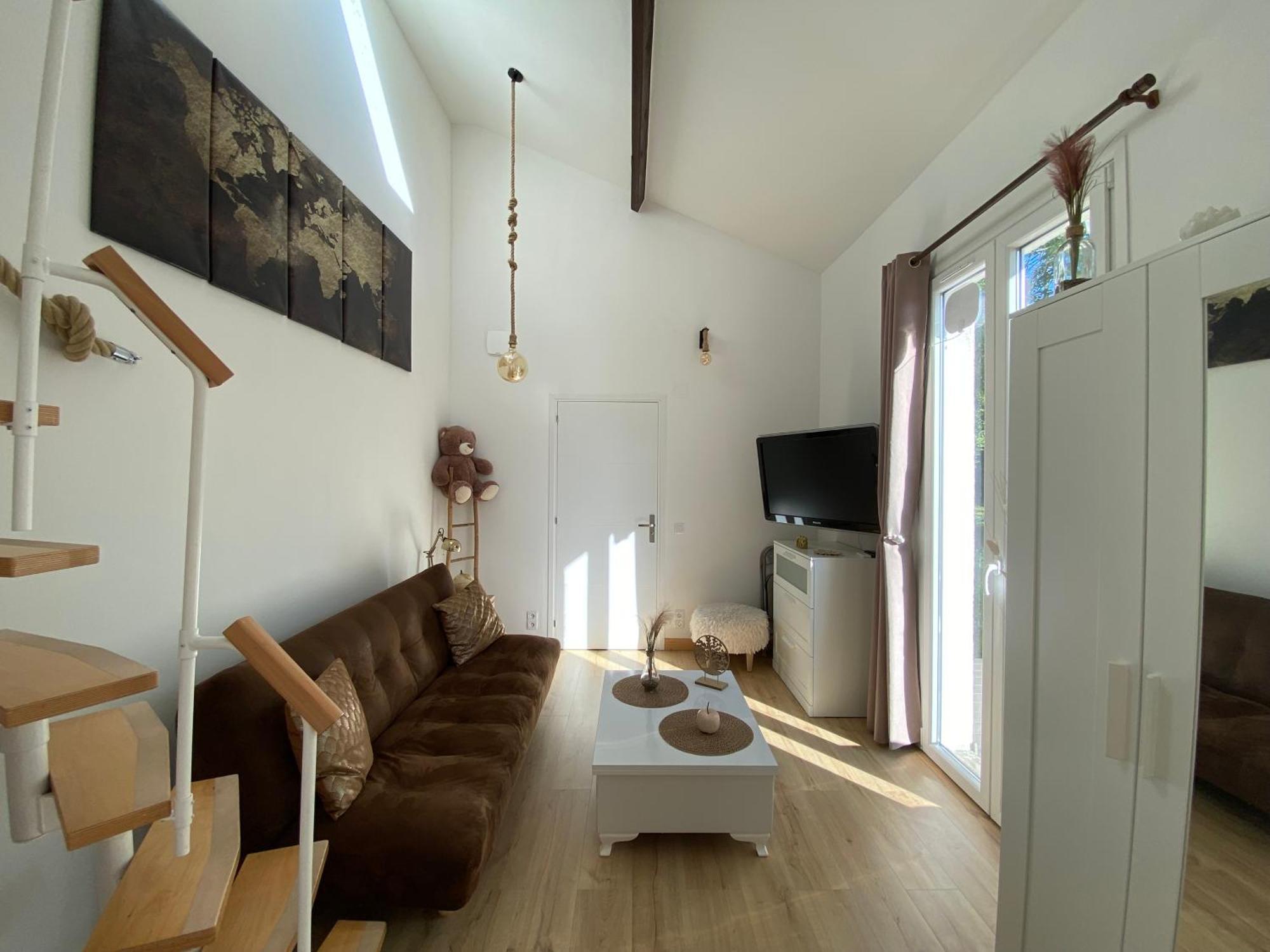 Ferienhaus The Little Oak - Tiny House With Bed On Mezzanine & Terrace - From 1 To 4 P Disney, Paris & Cdg *